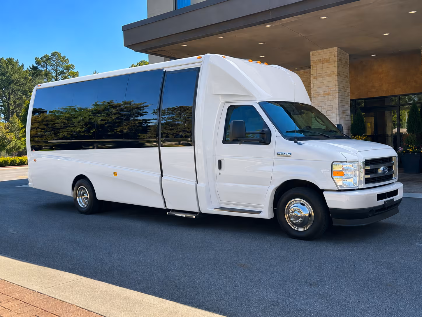 Fresno Airport Shuttle & Transportation party bus exterior