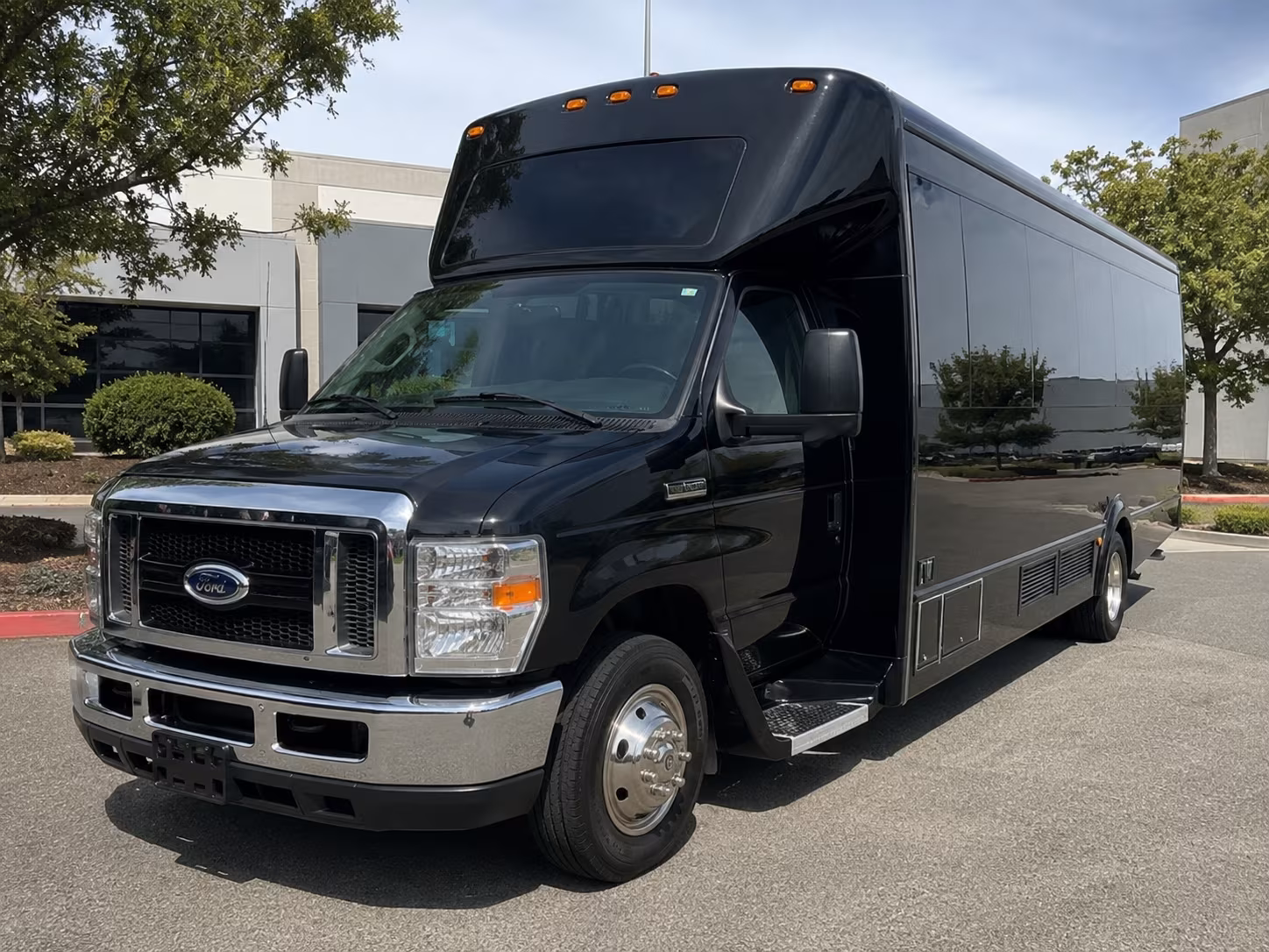 Fresno Bachelor & Bachelorette Transportation party bus exterior